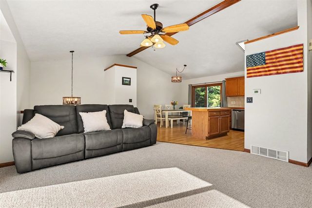 13955 Pine Lake Avenue, Cedar Springs, MI 49319