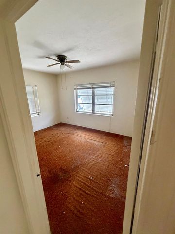 1228 NE 13TH Avenue, Fort Lauderdale, FL 33304
