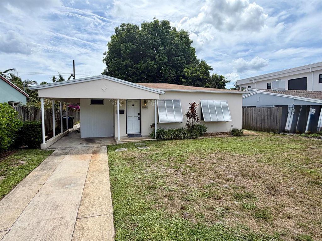 1228 NE 13TH Avenue, Fort Lauderdale, FL 33304