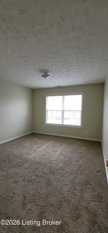 5603 Collington Ct, Louisville, KY 40241