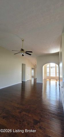 5603 Collington Ct, Louisville, KY 40241