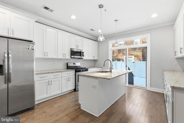 1752 N 27TH ST, Philadelphia, PA 19121