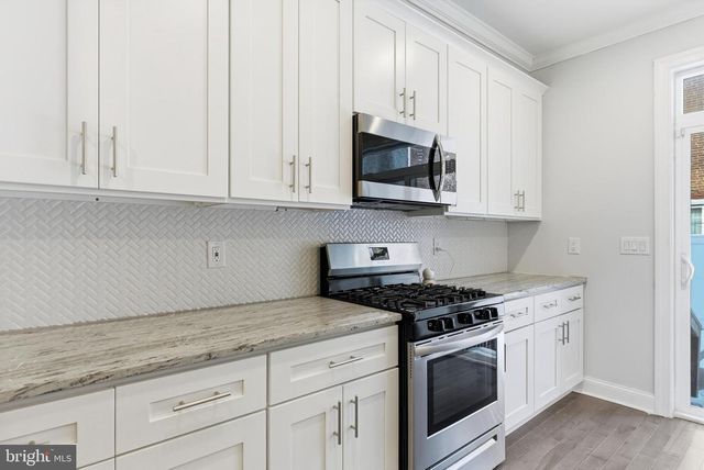 1752 N 27TH ST, Philadelphia, PA 19121