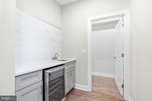 1752 N 27TH ST, Philadelphia, PA 19121