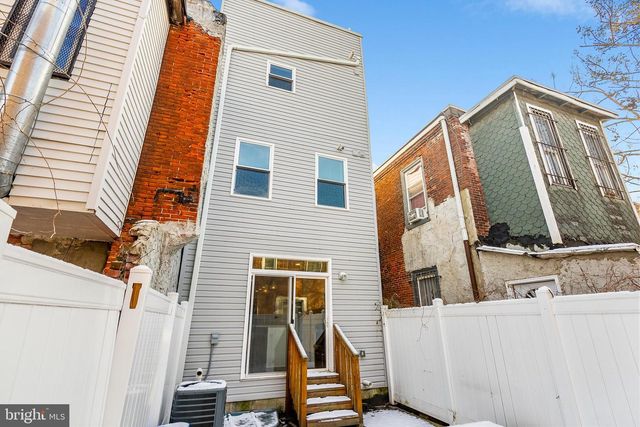 1752 N 27TH ST, Philadelphia, PA 19121