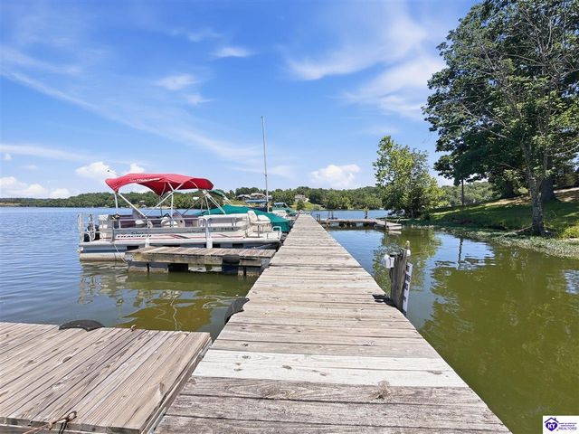 17 Bittersweet Place, Brandenburg, KY 40108