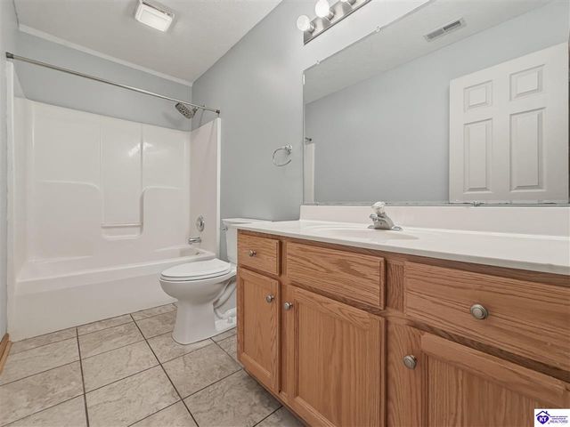 17 Bittersweet Place, Brandenburg, KY 40108
