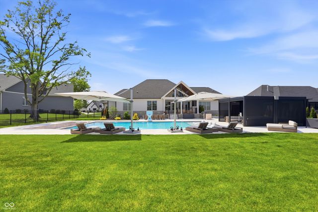 4025 Pitscottie Court, Bargersville, IN 46106