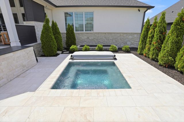 4025 Pitscottie Court, Bargersville, IN 46106
