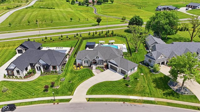 4025 Pitscottie Court, Bargersville, IN 46106