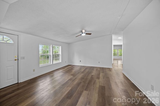 117 Clove Lane, Statesville, NC 28677