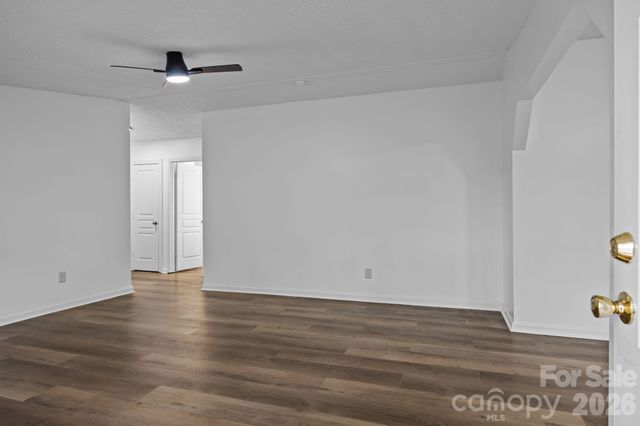 117 Clove Lane, Statesville, NC 28677