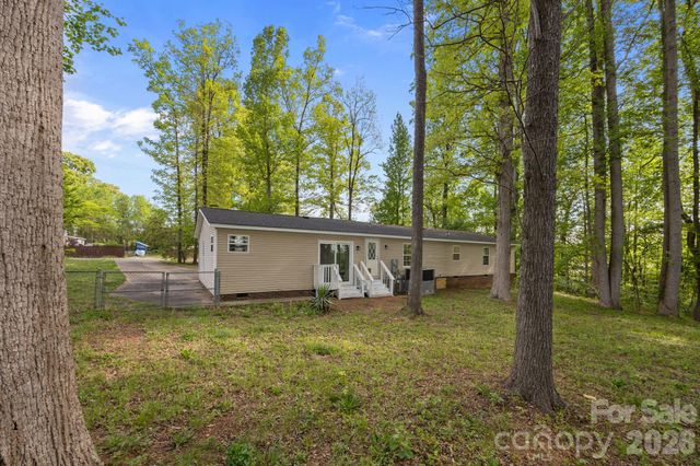 117 Clove Lane, Statesville, NC 28677