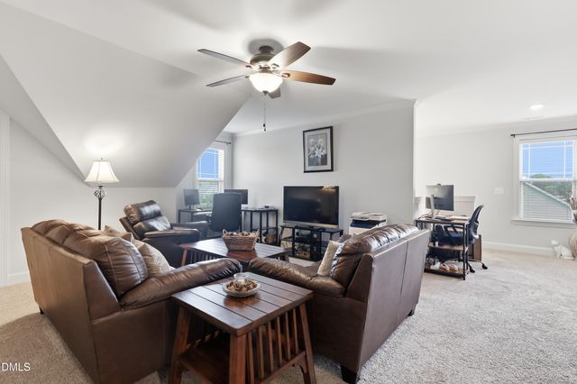 15 Buttonwood Court, Youngsville, NC 27596