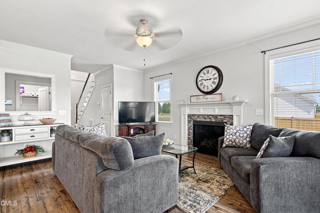 15 Buttonwood Court, Youngsville, NC 27596
