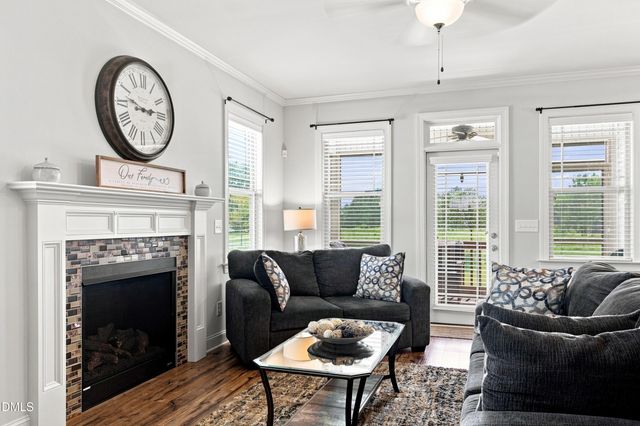 15 Buttonwood Court, Youngsville, NC 27596