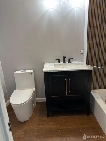 358 Rector Street 321, Perth Amboy, NJ 08861