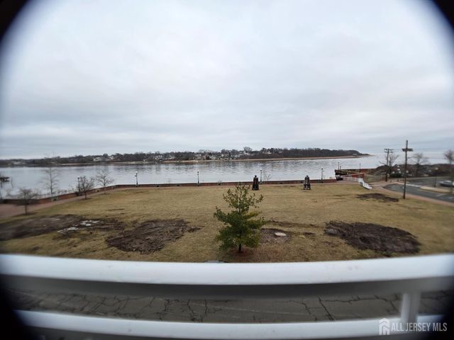 358 Rector Street 321, Perth Amboy, NJ 08861