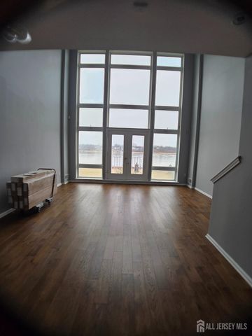 358 Rector Street 321, Perth Amboy, NJ 08861