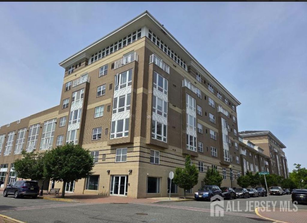 358 Rector Street 321, Perth Amboy, NJ 08861