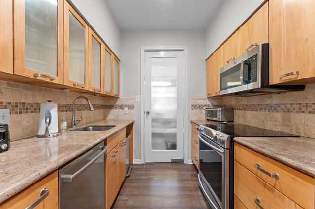 3804 Lake Street, Houston, TX 77098