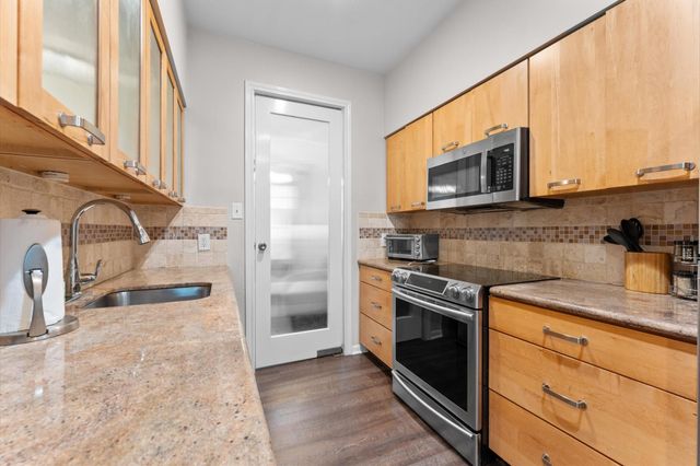 3804 Lake Street, Houston, TX 77098