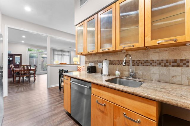 3804 Lake Street, Houston, TX 77098
