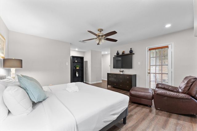 3804 Lake Street, Houston, TX 77098