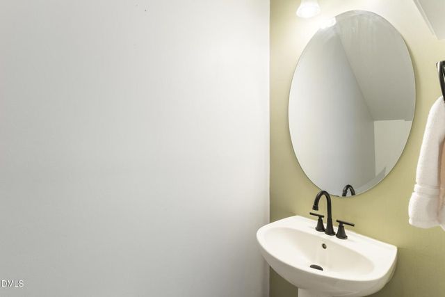 907 Savin Landing, Knightdale, NC 27545