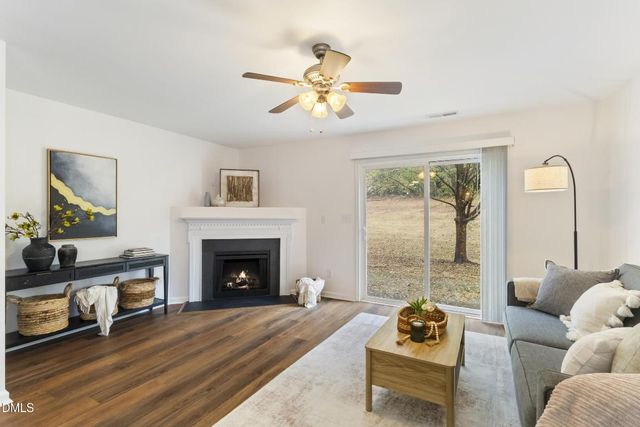 907 Savin Landing, Knightdale, NC 27545