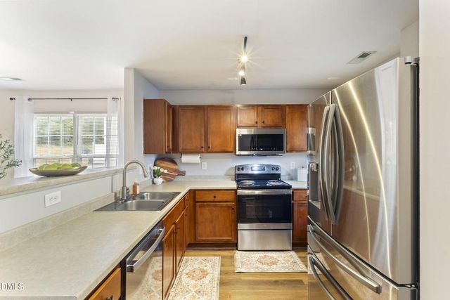 907 Savin Landing, Knightdale, NC 27545