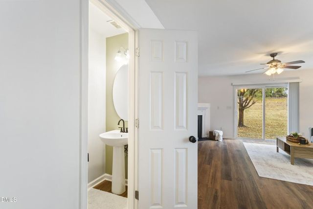 907 Savin Landing, Knightdale, NC 27545