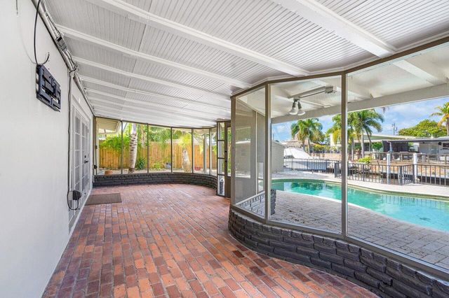 2431 Key Largo Lane, Fort Lauderdale, FL 33312