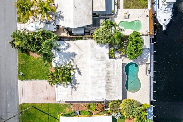 2431 Key Largo Lane, Fort Lauderdale, FL 33312