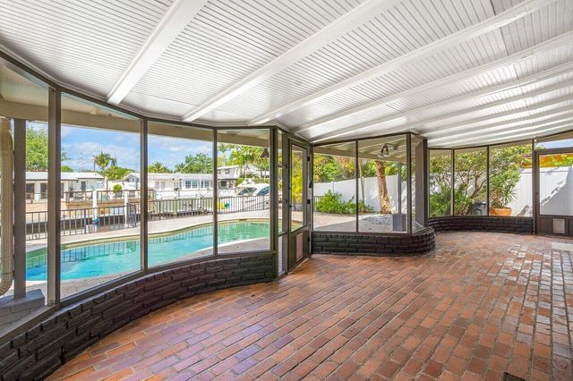 2431 Key Largo Lane, Fort Lauderdale, FL 33312