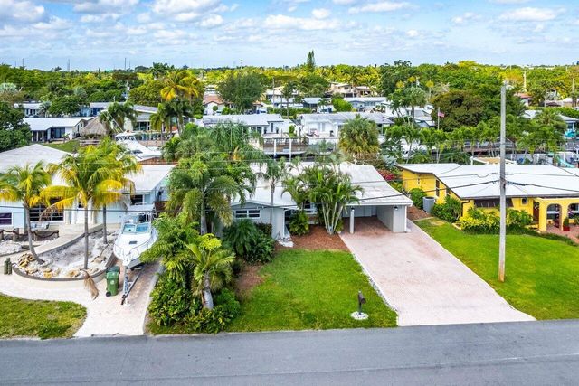 2431 Key Largo Lane, Fort Lauderdale, FL 33312