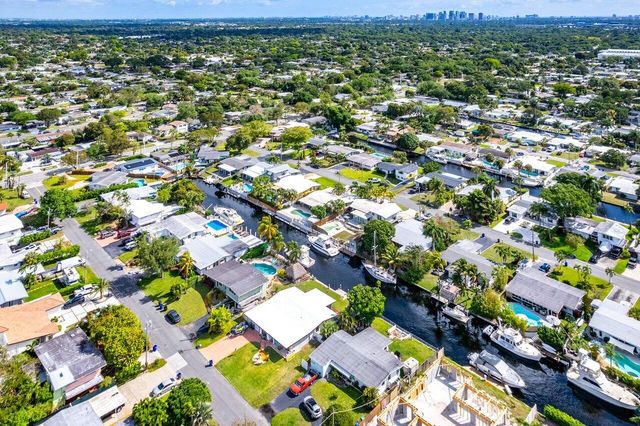 2431 Key Largo Lane, Fort Lauderdale, FL 33312