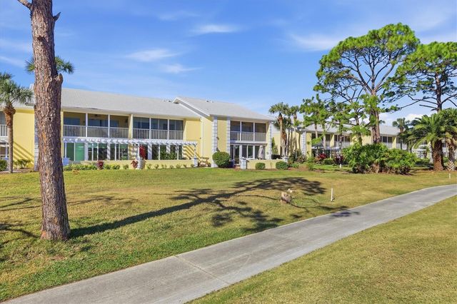 414 CERROMAR CIRCLE S 249, Venice, FL 34293