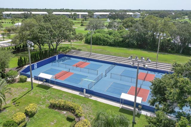 414 CERROMAR CIRCLE S 249, Venice, FL 34293