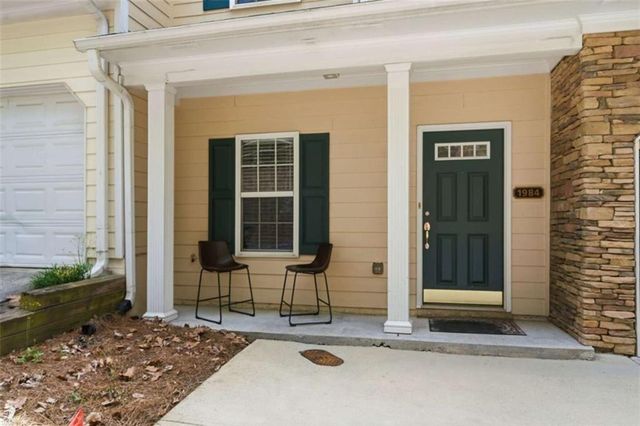 1984 Hoods Fort Circle, Kennesaw, GA 30144