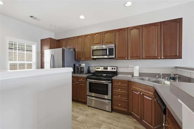 1984 Hoods Fort Circle, Kennesaw, GA 30144