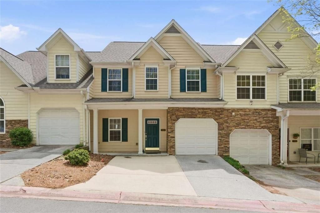 1984 Hoods Fort Circle, Kennesaw, GA 30144