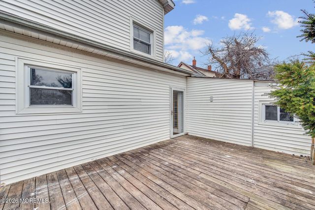 37 Beacon Boulevard, Keansburg, NJ 07734