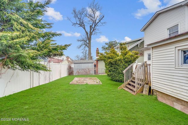 37 Beacon Boulevard, Keansburg, NJ 07734