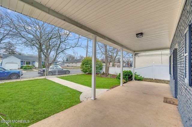 37 Beacon Boulevard, Keansburg, NJ 07734