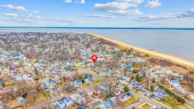 37 Beacon Boulevard, Keansburg, NJ 07734