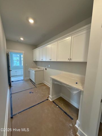 6711 Fellowship Drive, Leland, NC 28451