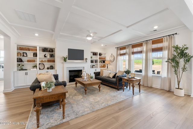 6711 Fellowship Drive, Leland, NC 28451