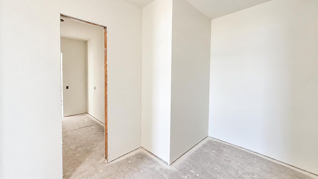 2012 West Court, Richmond, KY 40475