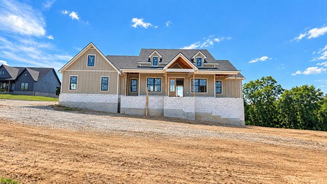 2012 West Court, Richmond, KY 40475